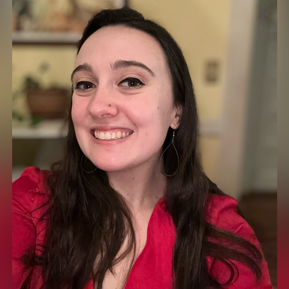 Meet your Posher, Emily